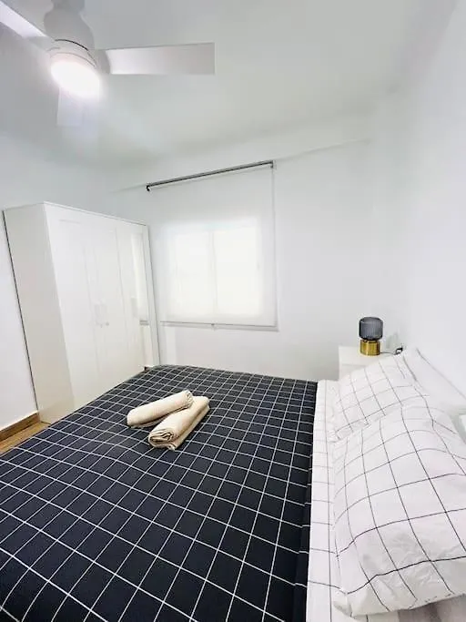 New Spacious And Cozy Apartment - Málaga