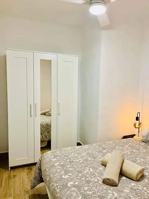 New Spacious And Cozy Apartment - Málaga