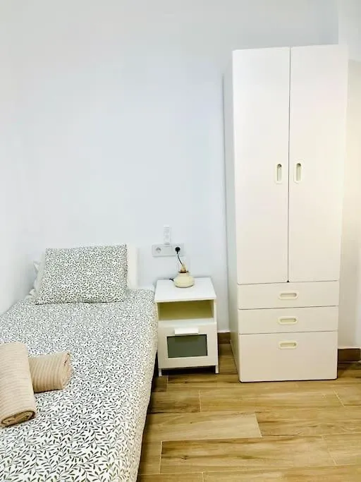 New Spacious And Cozy Apartment - Málaga