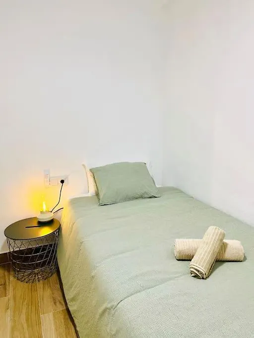 New Spacious And Cozy Apartment - Málaga España