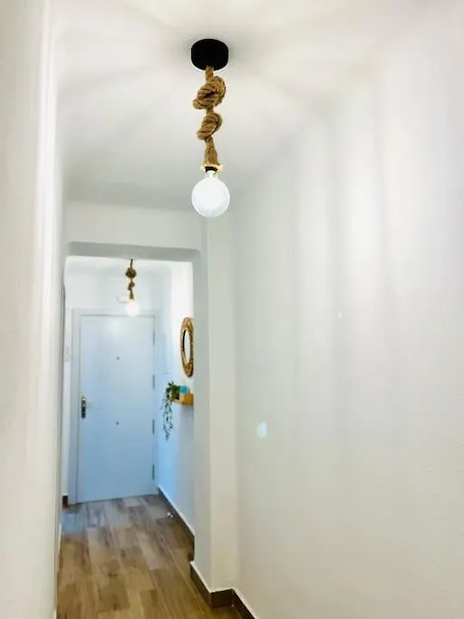 New Spacious And Cozy Apartment - Málaga